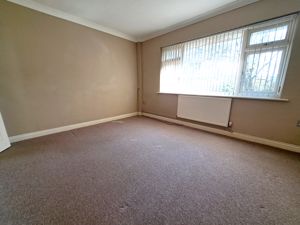 Bedroom- click for photo gallery